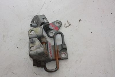 Петлі двері правий перед vw golf v фото №1