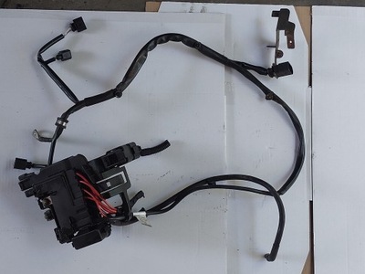 Skoda rapid toledo iv клема плюсова коробка 6r0937550r фото №1