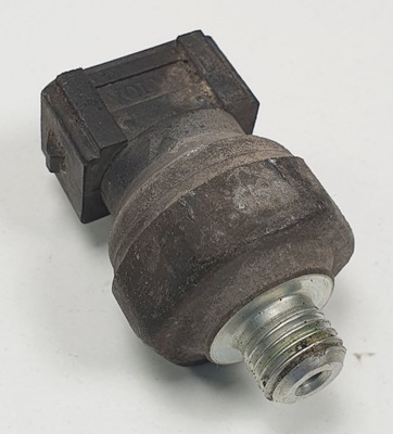 SENSOR DE PRESIÓN DE ACONDICIONADOR VOLVO XC90 8623270  