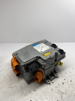 Bmw i3 i0 инвертор конвертер инвертор 9454918 фото №1