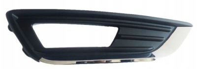 Решітка радіатора w бампері перед права ford focus iii фото №1