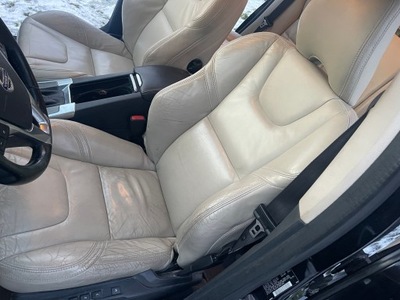 VOLVO XC60 RESTYLING ASIENTOS SOFÁ INTERIOR COLOR CLARO BLOND 2011-2017R CUERO  