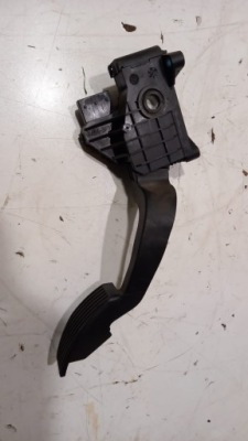 Fiat grande punto 1.3 m-jet педаль потенціометр газу 55702020 !! фото №1