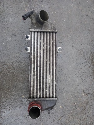 Интеркулер радиатор kia ceed 28270-27060 фото №1