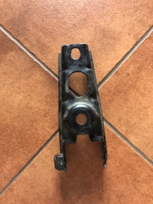 Кронштейн двигуна sandero ii 113325214r фото №1