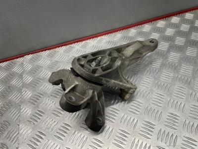 Подушка коробки левая mini one 2 r56 1.4vti 06-13 фото №1