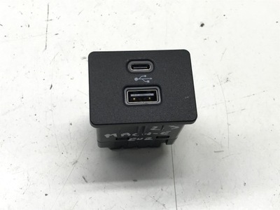 Ford mustang mach-e 2023 роз'єм port usb ml3t-14f014-ac фото №1