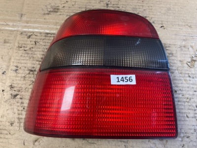 Skoda felicia hb лампа лівий задня 6u0945095a фото №1