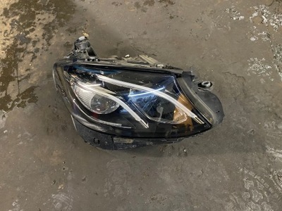 Mercedes e 213 лампа права передня комплектна led фото №1