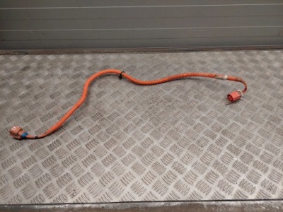 Tesla model s 600738300b інше фото №1