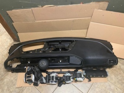 Панель  подушка безпеки ремені mercedes gle 167 рестайлінг  шкіра набір amg head up фото №1