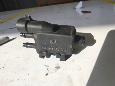 Клапан вакууму daewoo kalos 1.4 96334843 фото №1