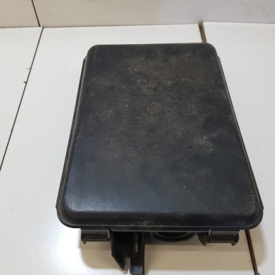 Корпус модуля комфорту volkswagen passat b5 8d0927355a фото №1