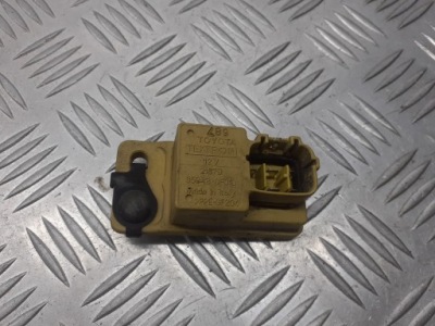 Модуль омивача toyota corolla verso ii 2.2 d4d 85942-0f010 фото №1