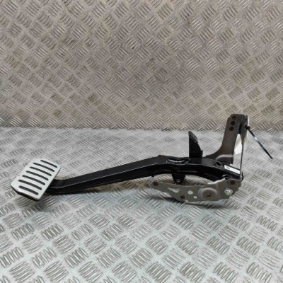 Tesla model x 2016 педаль тормоза фото №1