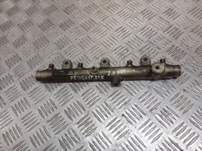 Молдинг упорскування peugeot 307 0445214019 фото №1