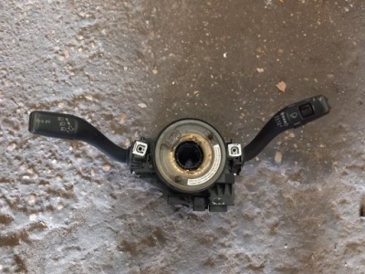 Audi a3 8p перемикач комбінований стрічка 8p0907137br фото №1