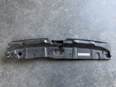 Suzuki s-cross 2 2 24r- накладка поперечина передний перед 72371-63t0 фото №1