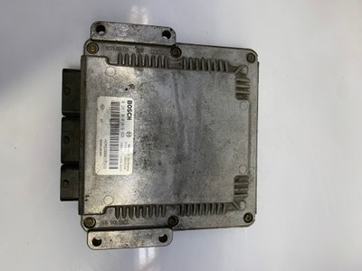 Блок керування двигуна renault 0281010819 8200039569 фото №1