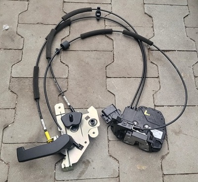 Trafic iii vivaro замок дверь раздвижных левых фото №1