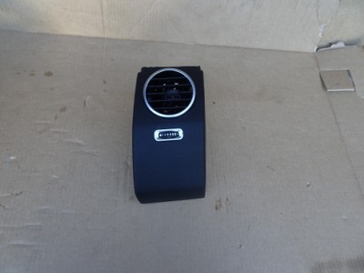 Land rover discovery iv решітка обдув ah22-045g10-d фото №1