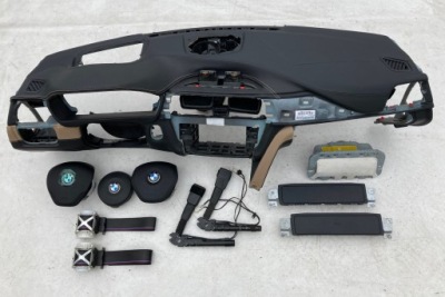 Bmw m4 f82 панель приладів панель приладів консоль подушки безпеки ремені фото №1