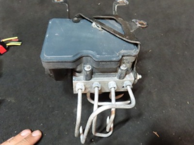 Renault twingo iii fl насос abs 2265106516 фото №1