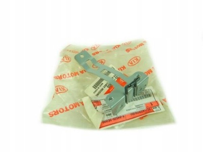 Защёлка бардачка kia sorento 03-06 оригинал фото №1