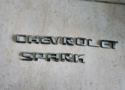 EMBLEM INSCIPTION LID REAR CHEVROLET SPARK  