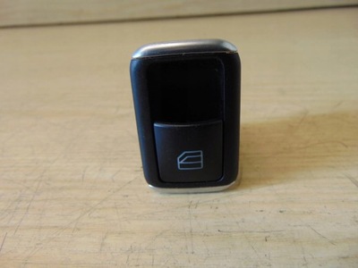 Перемикач скло лівий задня mercedes w212 e фото №1