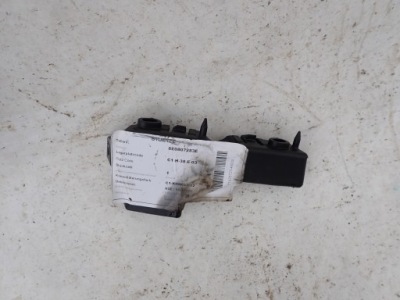 Audi a4 b7 направляющая кронштейн бампера перед левый фото №1