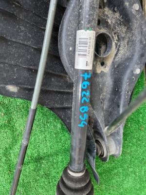 Поворотный кулак рычаг приводной вал правая bmw 1 f20 7622854 фото №1