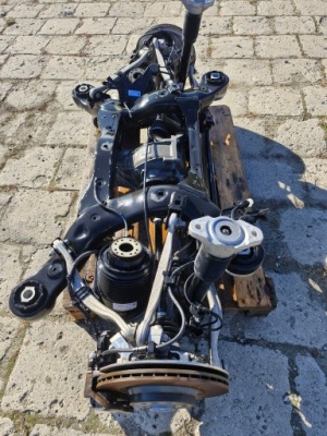 Мост задний mercedes w167 a1673508001 фото №1