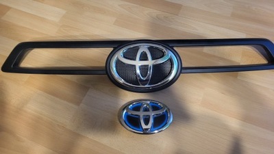 TOYOTA YARIS ГІБРИД ЕМБЛЕМА ЗНАЧОК 75310-0D010