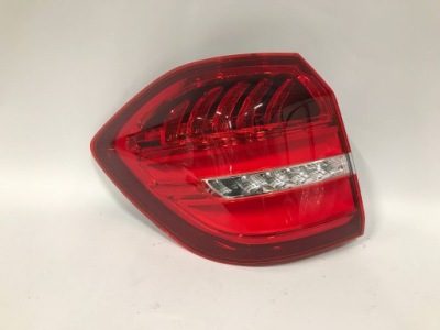 Mercedes-benz оригінальний номер a1669060302 лампа задня комбінована фото №1