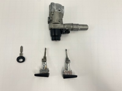 Комплект замок запалювання вкладиші двері ключ mercedes w124 1244600304 оригінал фото №1