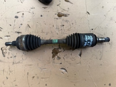 Привідний вал ліва передня mercedes w163 3.2 бензин фото №1