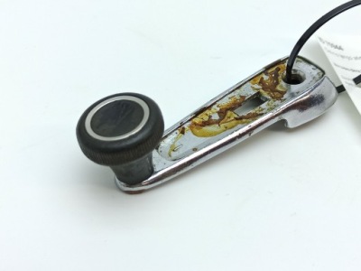 Ручка склопідйомника скло задній mercedes-benz compakt w115 фото №1