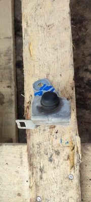 Отбойник капот opel insignia левый z40r 13248767 фото №1