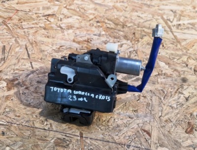 Corolla cross 2022- замок кришки багажника 163800-0790 фото №1