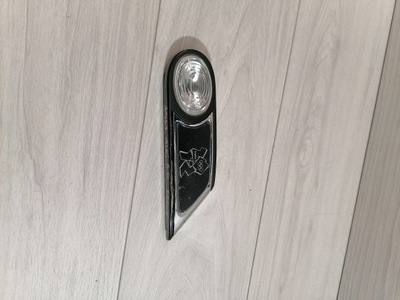 Mini r56 поворотник заглушка правий 65998910 фото №1