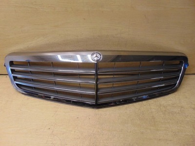 Решітка радіатора решітка радіатора mercedes w204 a2048801483 фото №1