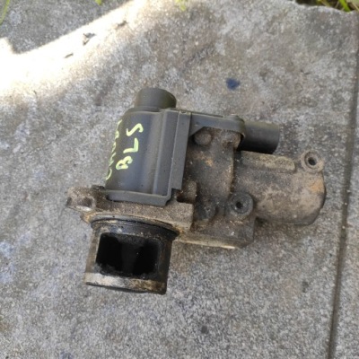 Клапан egr vw caddy 1.9 tdi bls 03g131501n фото №1