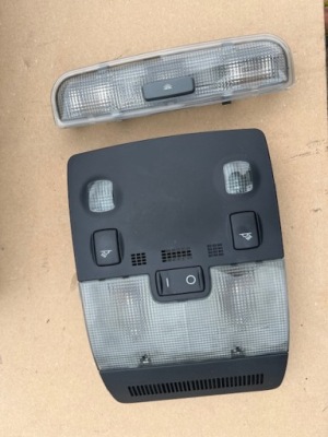 Лампа потолочный 8e0951177 audi a4 ii 2000-2006 b6 s-line фото №1