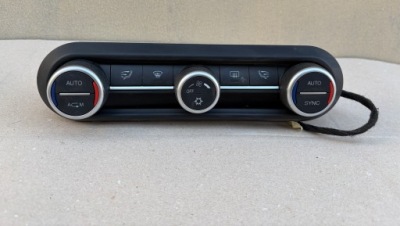 Панель кондиционера alfa romeo giulia stelvio 01561303470 фото №1