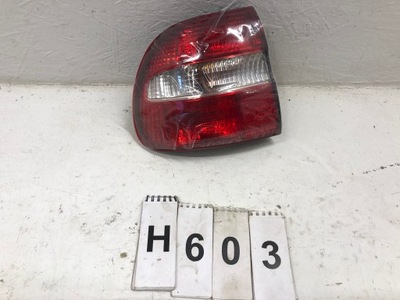 Volvo v40 лампа задня ліва фото №1