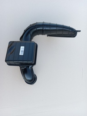 Bmw f10 f11 f25 труба шланг повітря резонатор n47 2.0d 8512249 7812946 фото №1