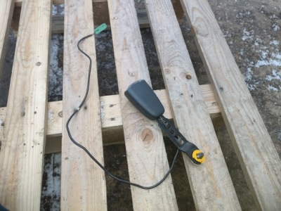 Кліпса поперечина безпеки перед volvo v50 6841697 фото №1