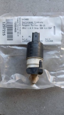 Помпа розпилювача citroen peugeot оригінал. renault фото №1