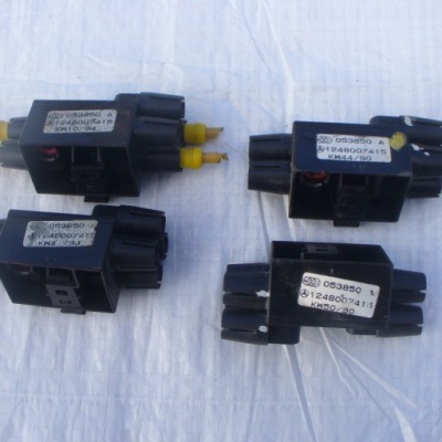 Клапан распределитель воздуха mercedes w124 1248007415 фото №1